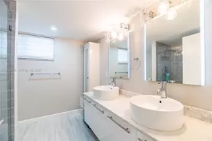 601 Ives Dairy Rd, Miami, FL 33179 - Photo 18