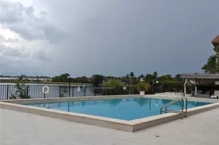601 Ives Dairy Rd, Miami, FL 33179 - Photo 12