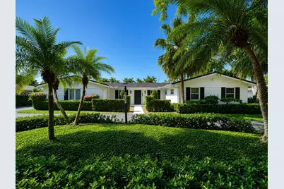 8725 SW 160 St, Palmetto Bay, FL 33157 - Photo 2