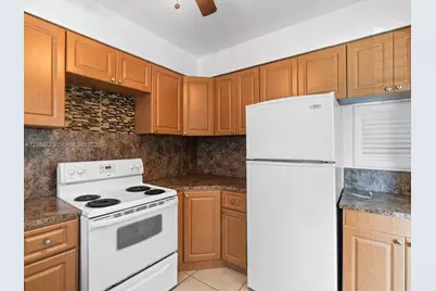 20 Park Dr #9, Bal Harbour, FL 33154 - Photo 8