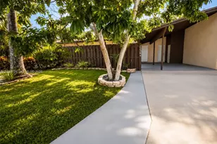 22384 Palomita Dr, Boca Raton, FL 33428 - Photo 1