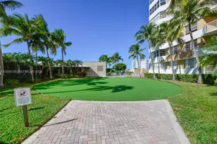 1985 S Ocean Dr, Hallandale Beach, FL 33009 - Photo 32
