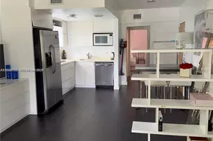 920 Euclid Ave, Miami Beach, FL 33139 - Photo 2