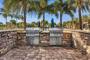 1183 Eucalyptus Dr, Hollywood, FL 33021 - Photo 32