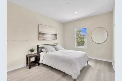 1183 Eucalyptus Dr, Hollywood, FL 33021 - Photo 18