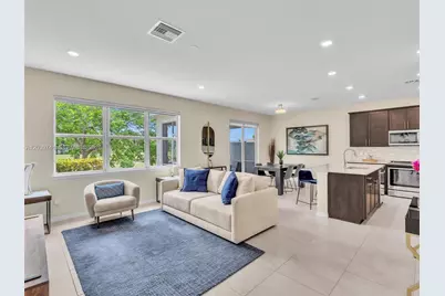 1183 Eucalyptus Dr, Hollywood, FL 33021 - Photo 8