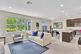 1183 Eucalyptus Dr, Hollywood, FL 33021 - Photo 8