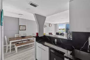 800 West Ave, Miami Beach, FL 33139 - Photo 12