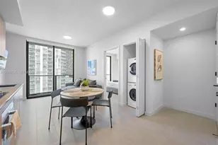 121 NE 5th St, Miami, FL 33132 - Photo 4