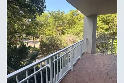 2000 Towerside Ter #301, Miami, FL 33138 - Photo 20