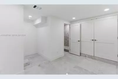 291 E Shore Dr E, Miami, FL 33133 - Photo 22
