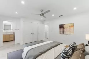 291 E Shore Dr E, Miami, FL 33133 - Photo 16