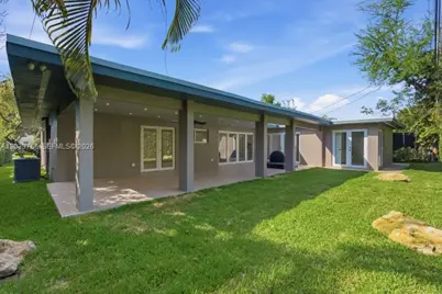 291 E Shore Dr E, Miami, FL 33133 - Photo 76