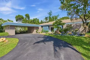 291 E Shore Dr E, Miami, FL 33133 - Photo 2
