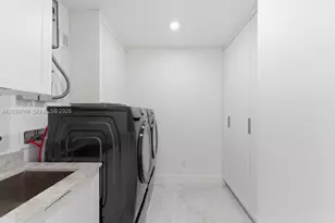 291 E Shore Dr E, Miami, FL 33133 - Photo 100