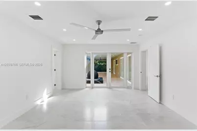 291 E Shore Dr E, Miami, FL 33133 - Photo 30