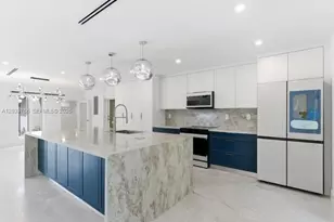 291 E Shore Dr E, Miami, FL 33133 - Photo 4
