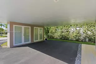 291 E Shore Dr E, Miami, FL 33133 - Photo 66