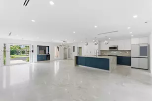 291 E Shore Dr E, Miami, FL 33133 - Photo 108