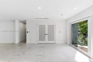 291 E Shore Dr E, Miami, FL 33133 - Photo 104