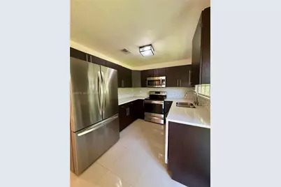 4456 SW 10th St, Miami, FL 33134 - Photo 6