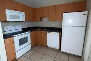 4625 NW 9th Dr, Plantation, FL 33317 - Photo 4