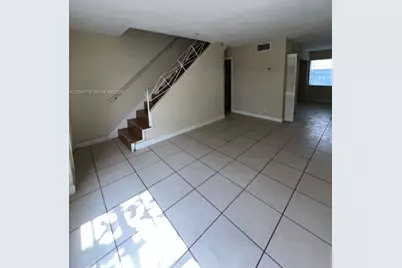 4625 NW 9th Dr #4625, Plantation, FL 33317 - Photo 2