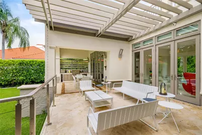 165 Paloma Dr, Coral Gables, FL 33143 - Photo 22