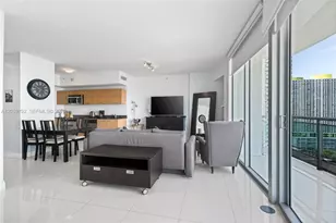 350 S Miami Ave, Miami, FL 33130 - Photo 10