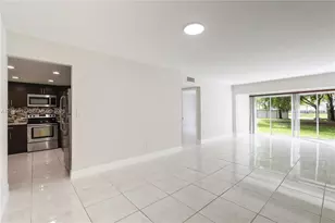 9180 Fontainebleau Blvd, Miami, FL 33172 - Photo 1