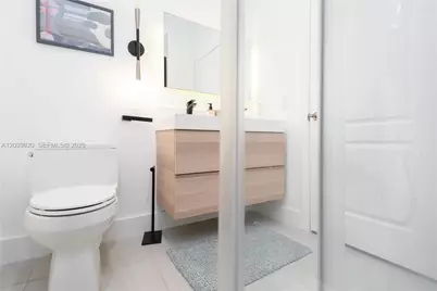 5853 NW 111th Ave, Doral, FL 33178 - Photo 38