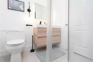 5853 NW 111th Ave, Doral, FL 33178 - Photo 38