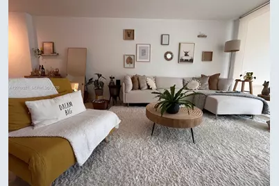 5700 Collins Ave #3N, Miami Beach, FL 33140 - Photo 2