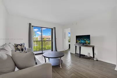7142 Golf Colony Ct #206, Lake Worth, FL 33467 - Photo 12