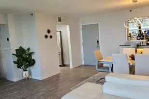 17600 N Bay Rd, Sunny Isles Beach, FL 33160 - Photo 6