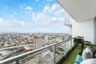 92 SW 3rd St, Miami, FL 33130 - Photo 16