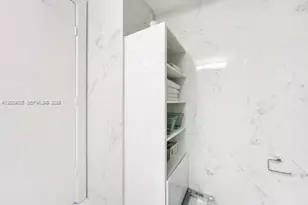 92 SW 3rd St, Miami, FL 33130 - Photo 14