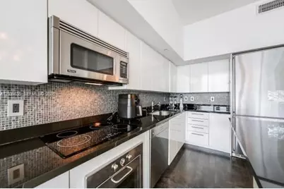 92 SW 3rd St #5108, Miami, FL 33130 - Photo 8