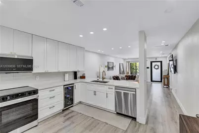 6465 SW 135th Ave, Miami, FL 33183 - Photo 4