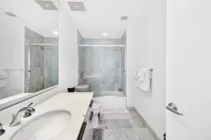 1050 Brickell Ave, Miami, FL 33131 - Photo 28