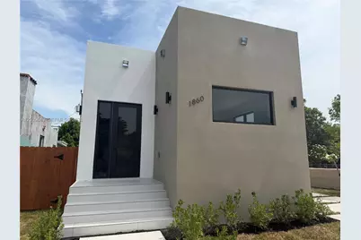1860 NW 48th St, Miami, FL 33142 - Photo 4