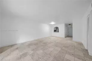 8650 SW 67th Ave, Pinecrest, FL 33156 - Photo 12