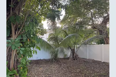 2730 NW 44th Steet #3, Miami, FL 33142 - Photo 6