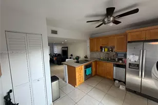 541 NW 82nd Ct, Miami, FL 33126 - Photo 4
