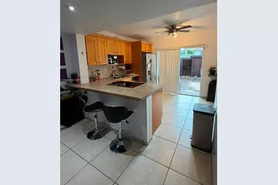 541 NW 82nd Ct #375, Miami, FL 33126 - Photo 18