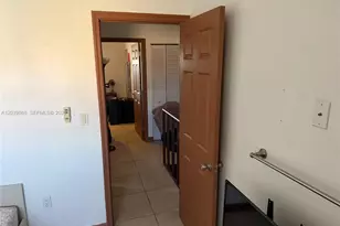 541 NW 82nd Ct, Miami, FL 33126 - Photo 20
