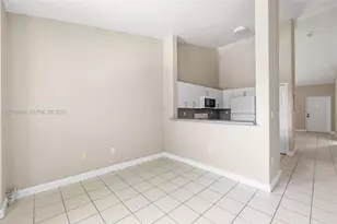 1692 SE 29th Ct, Homestead, FL 33035 - Photo 12