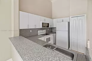 1692 SE 29th Ct, Homestead, FL 33035 - Photo 14