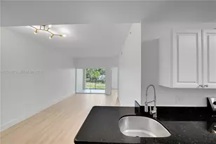 2020 Greenview Shores Blvd, Wellington, FL 33414 - Photo 16