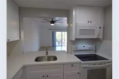 9631 SW 77th Ave #207C, Miami, FL 33156 - Photo 4